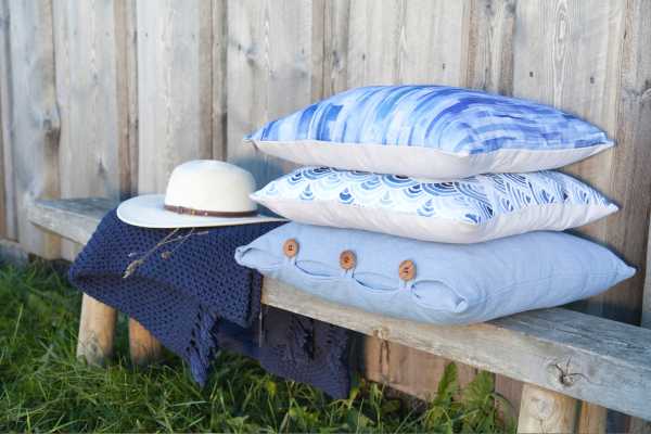 Outdoor Cushions Removing The Old Fabric