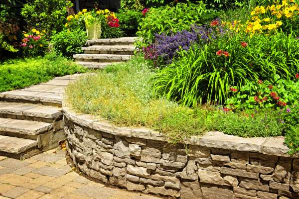 Building Retaining Walls For Rock Landscaping
