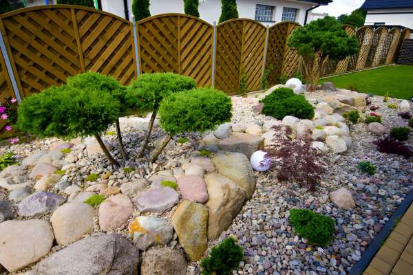 Manufactured Stone Products With Around Plants