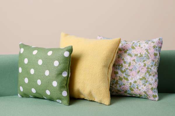 Waterproof Outdoor Cushions Focus On Seams And Edges