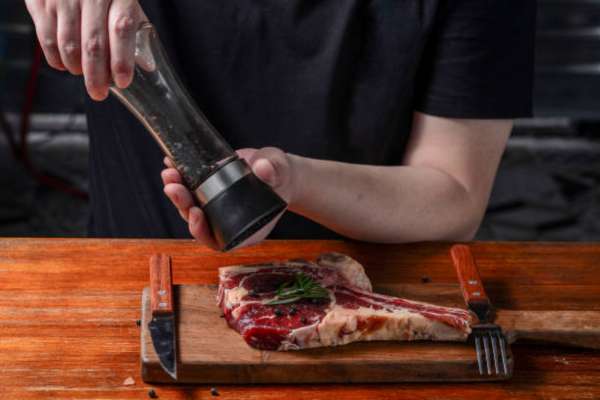 Handling Raw Meat Safely