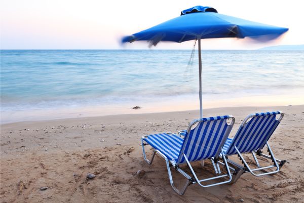 Beach Umbrella Matters for Windy Days