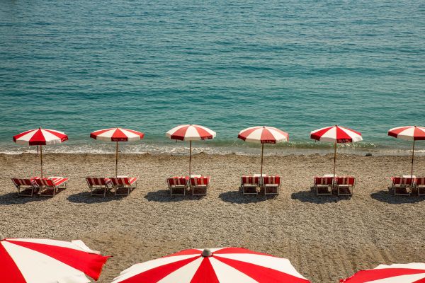 Understanding Different Types of Beach Umbrellas