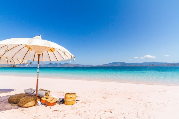 Why a Good Beach Umbrella Matters More Than You Think